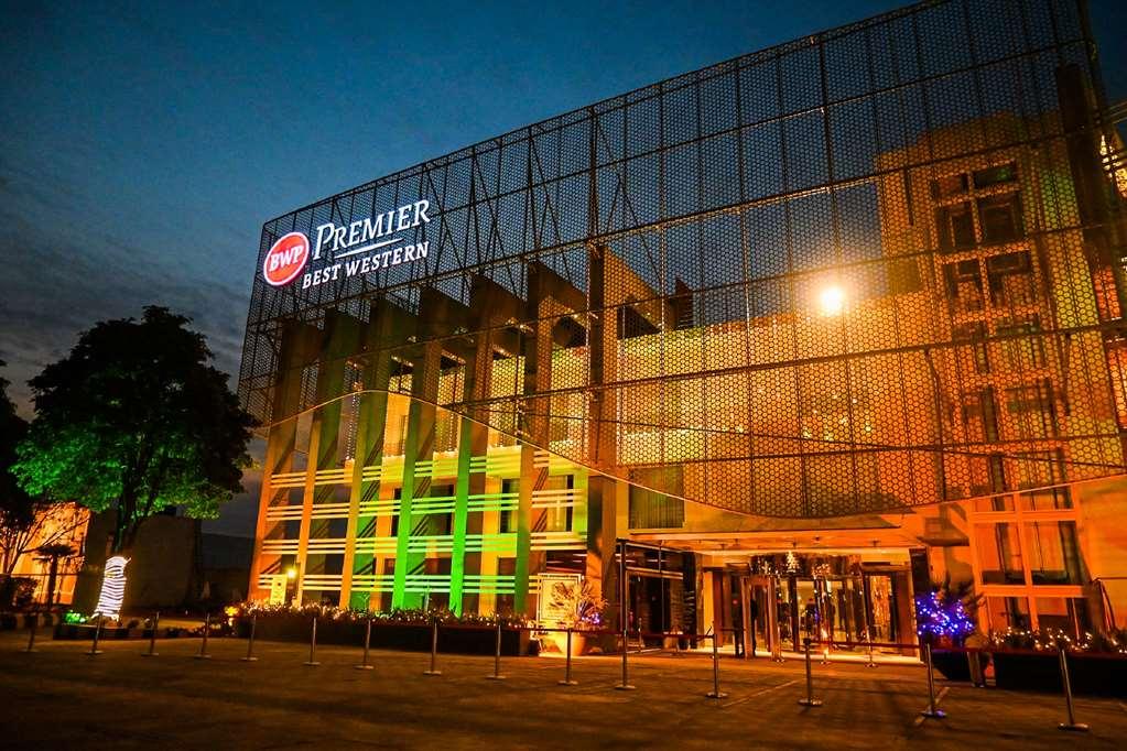 Best Western Premier Islamabad Hotel Buitenkant foto